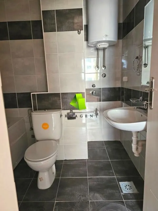 Prodaja, dvosoban stan, 63m², Medijana, Niš
