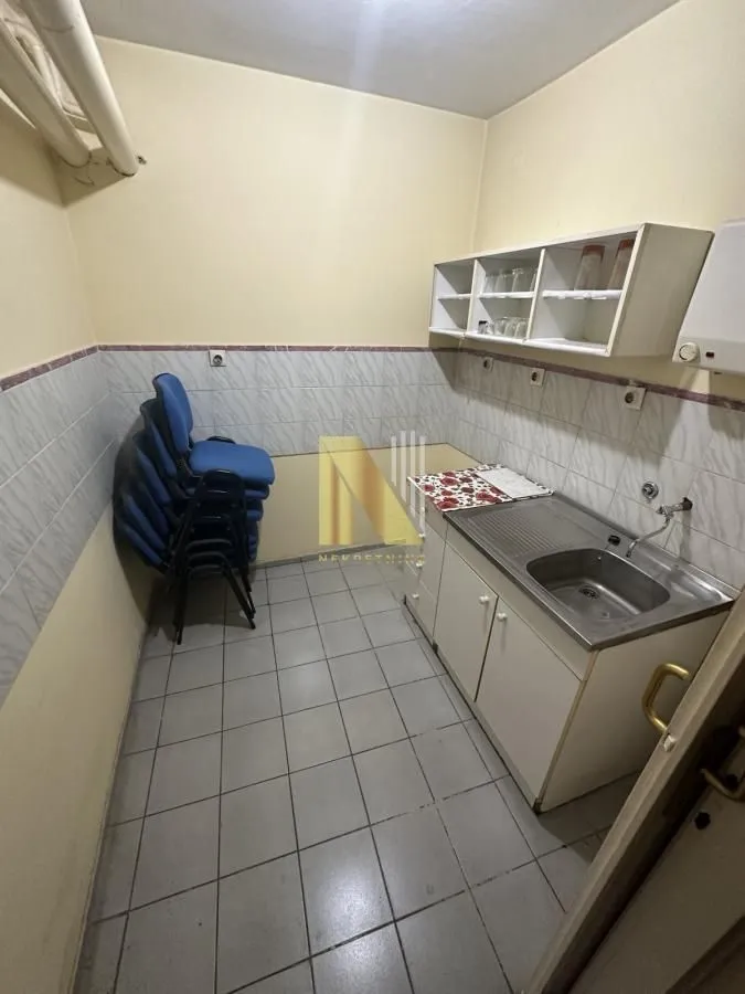 Rent, office space, 60m², Bulevar Oslobodjenja, Novi Sad Sve Podlokacije
