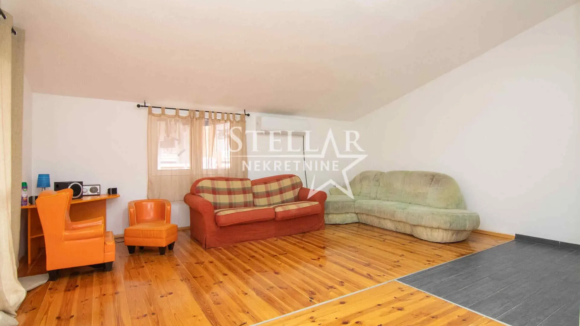 Rent, house, 300m², Donji Kokoti, Podgorica