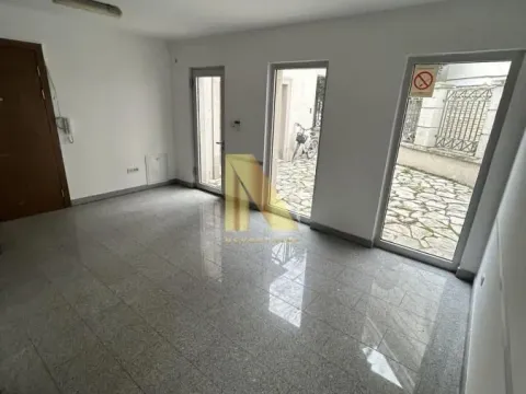 Rent, office space, 50m², Centar, Novi Sad - image 2