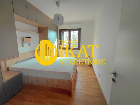 Prodaja, trosoban stan, 86m², Kluz, Zvezdara Sve Podlokacije - image 9