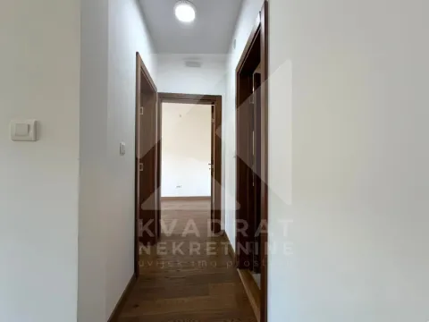 Rent, two bedroom apartment, 56m², City Kvart, Podgorica - image 5
