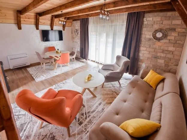 Prodaja, kuća, 218m², Motički gaj, Žabljak