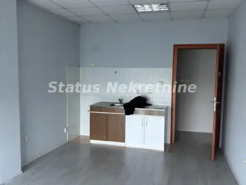Izdavanje, garsonjera, 32m², Centar, Novi Sad - image 3