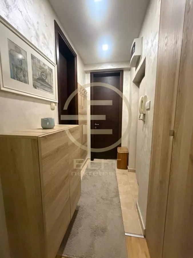 Izdavanje, stan, 52m², Sajam, Novi Sad Sve Podlokacije