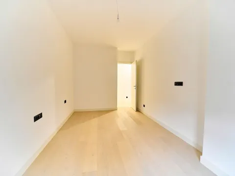 Sale, two bedroom apartment, 63m², Krivi Most, Podgorica - image 4