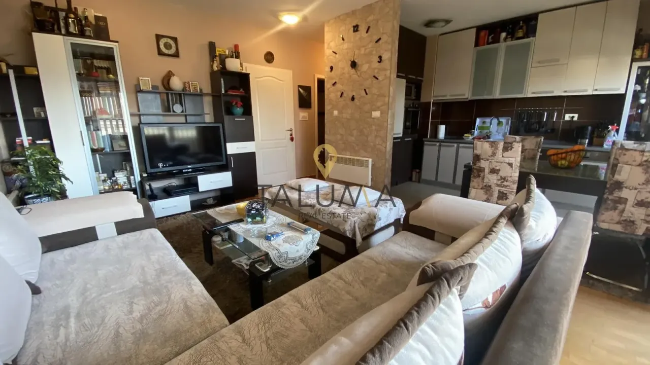 Prodaja, trosoban stan, 101m², Ljubović, Podgorica