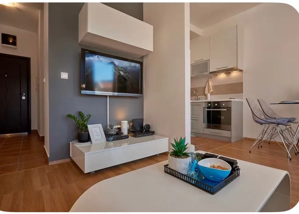 Rent, one bedroom apartment, 41m², Sveti Stasije, Kotor