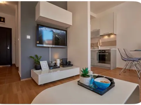Rent, one bedroom apartment, 41m², Sveti Stasije, Kotor - image 3