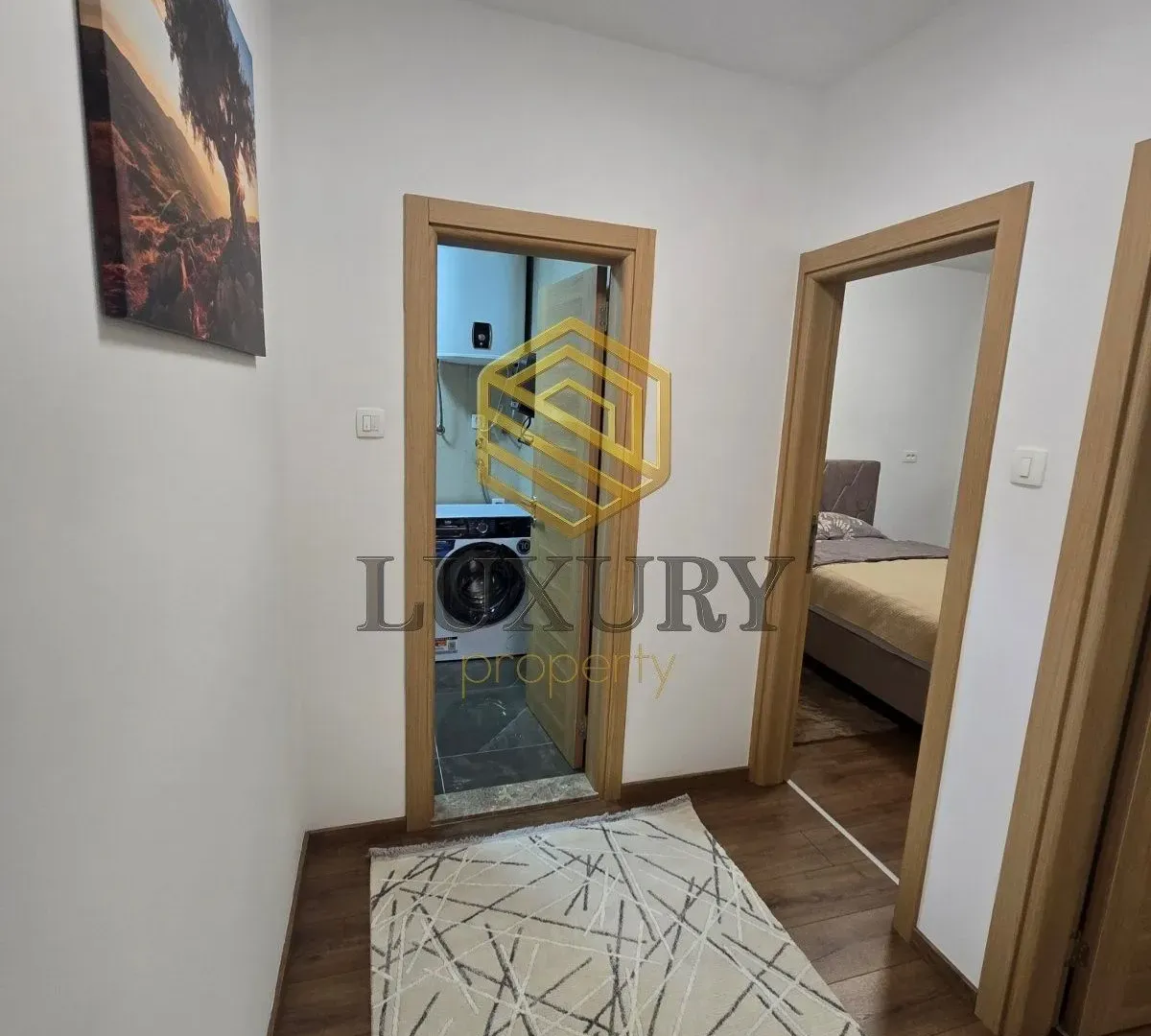 Izdavanje, trosoban stan, 103m², Tološka šuma, Podgorica