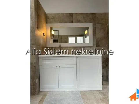 Rent, three bedroom apartment, 97m², Vračar Sve Podlokacije, Beograd - image 16