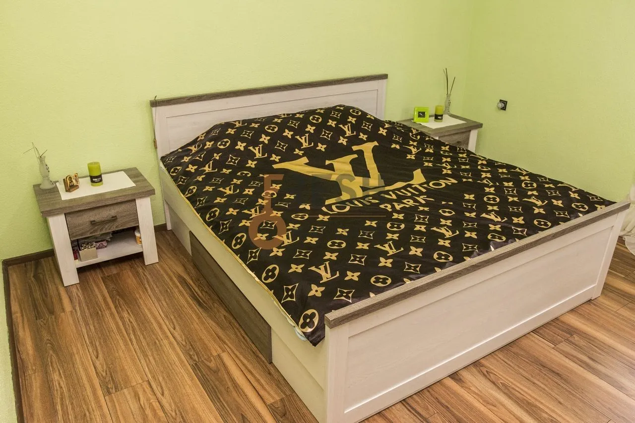 Sale, house, 400m², Ostalo, Podgorica