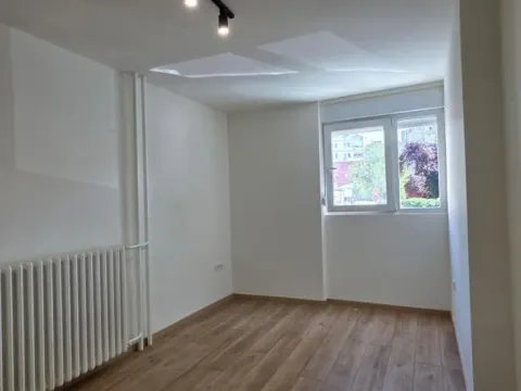 Prodaja, jednosoban stan, 37m², Sajmište, Novi Sad - image 2
