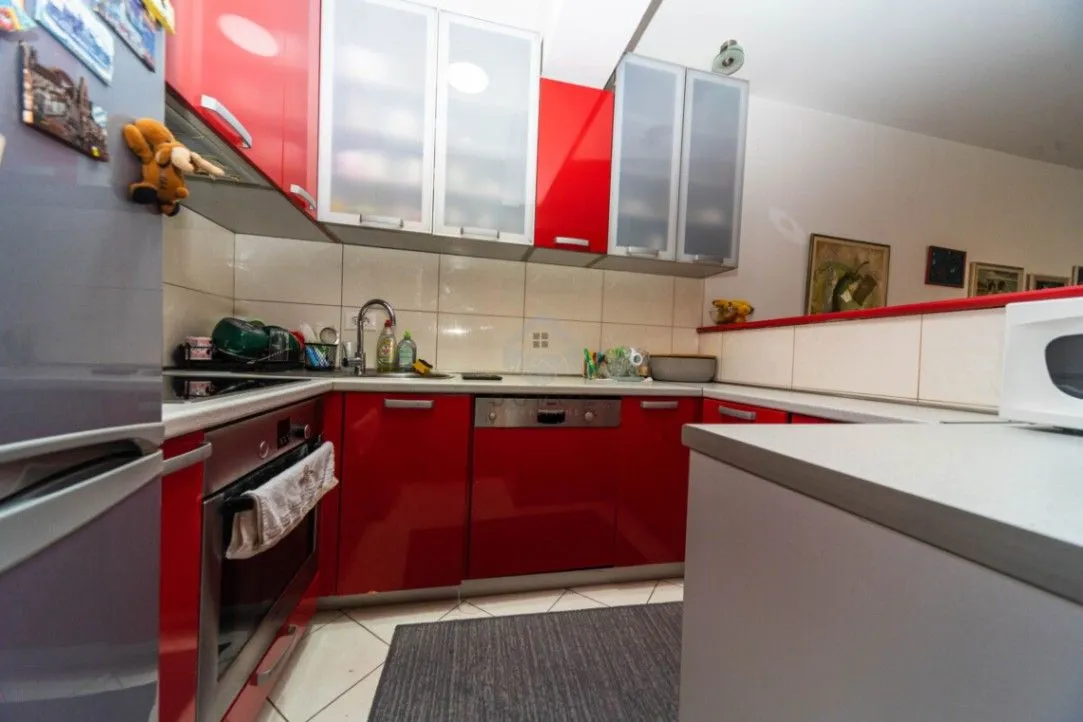 Prodaja, trosoban stan, 97m², Vezirov Most, Podgorica