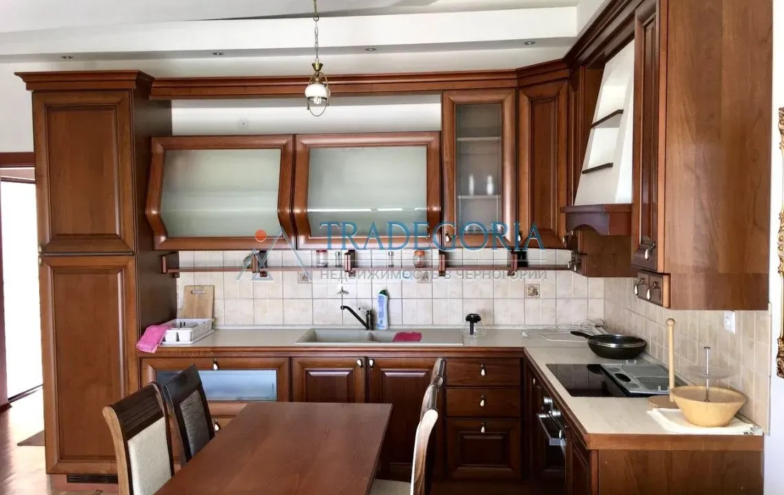 Prodaja, jednosoban stan, 50m², Petrovac, Budva