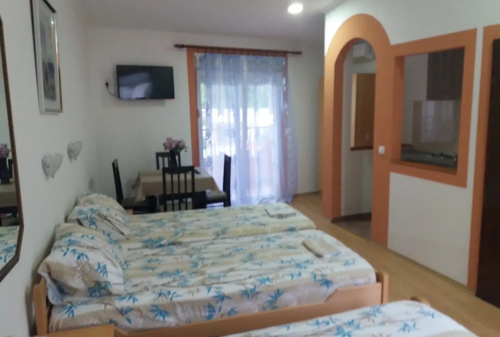 Prodaja, kuća, 610m², Sutomore, Bar