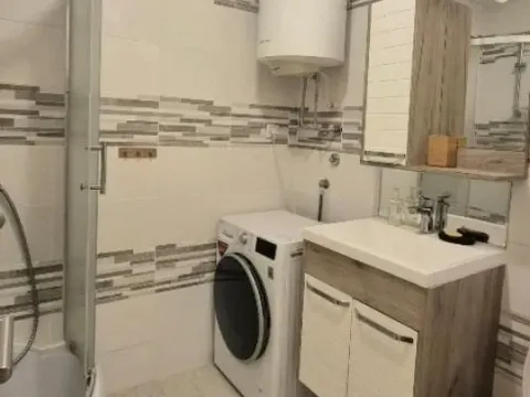 Rent, two bedroom apartment, 52m², Đeram Pijaca, Beograd - image 10