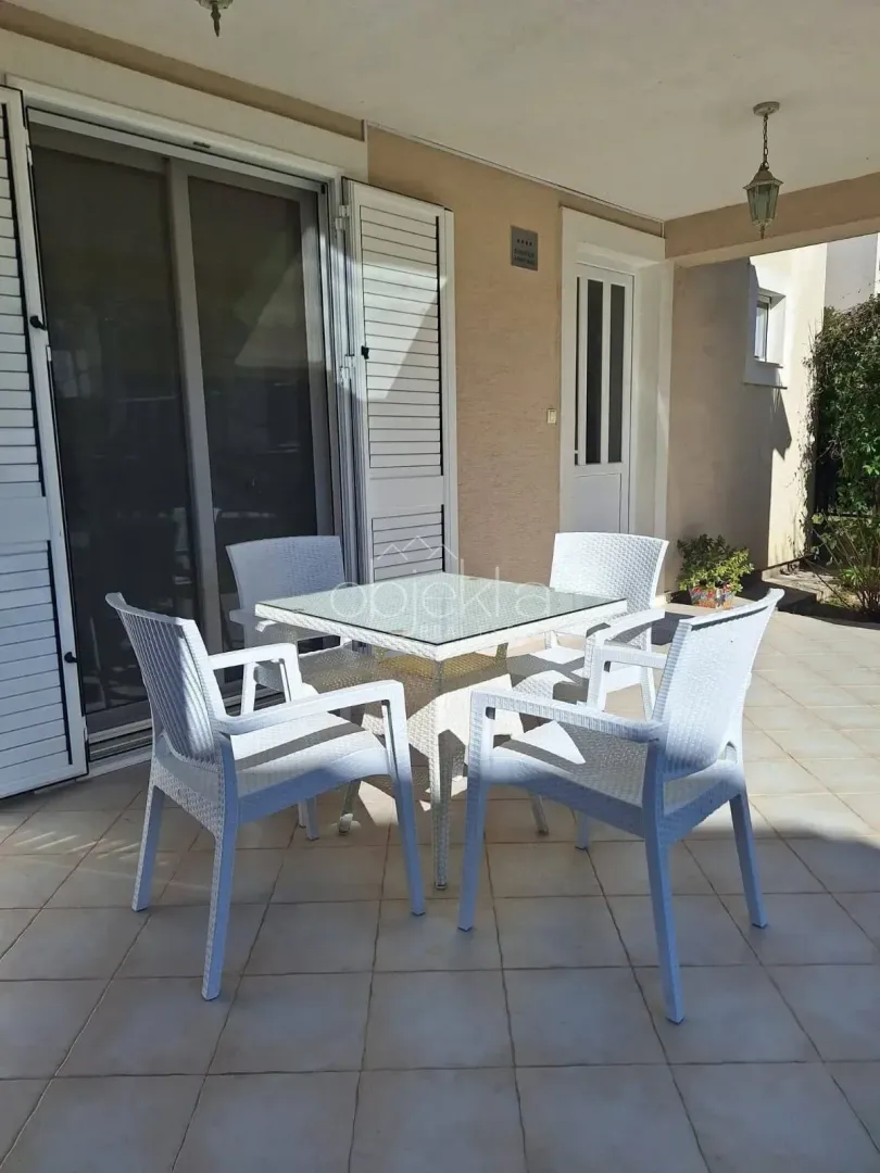 Rent, two bedroom apartment, 80m², Tivat, Crna Gora