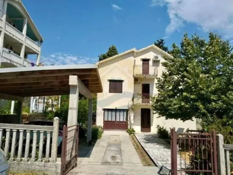 Prodaja, kuća, 249m², Stoliv, Kotor
