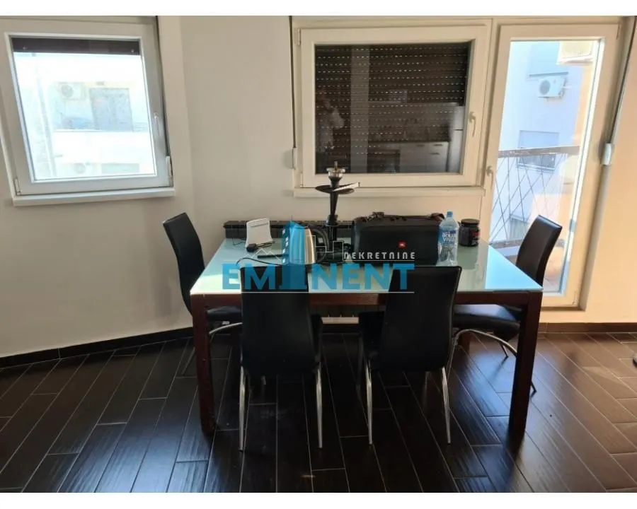 Rent, two bedroom apartment, 60m², Savski Venac, Beograd
