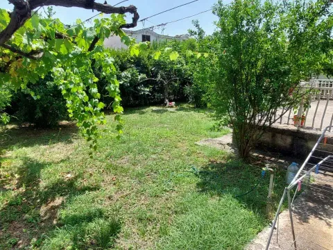 Prodaja, kuća, 300m², Podgorica, Crna Gora - image 14