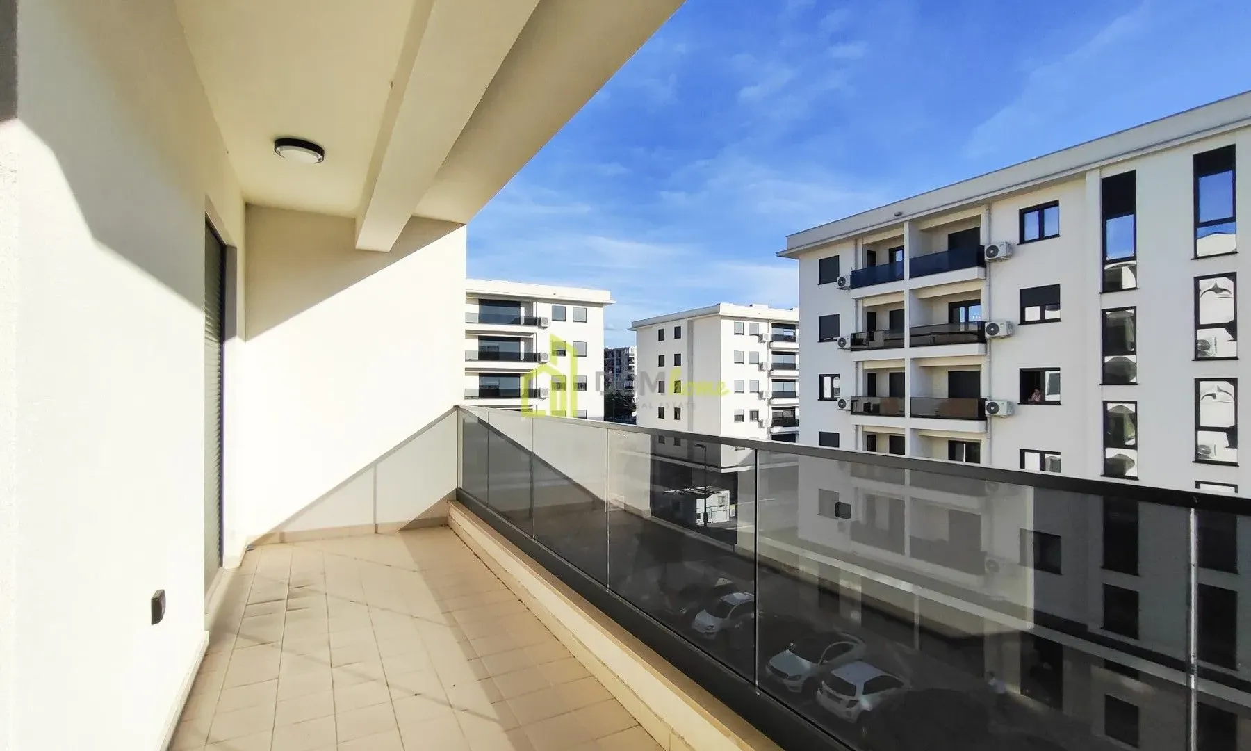 Izdavanje, dvosoban stan, 70m², New City, Podgorica