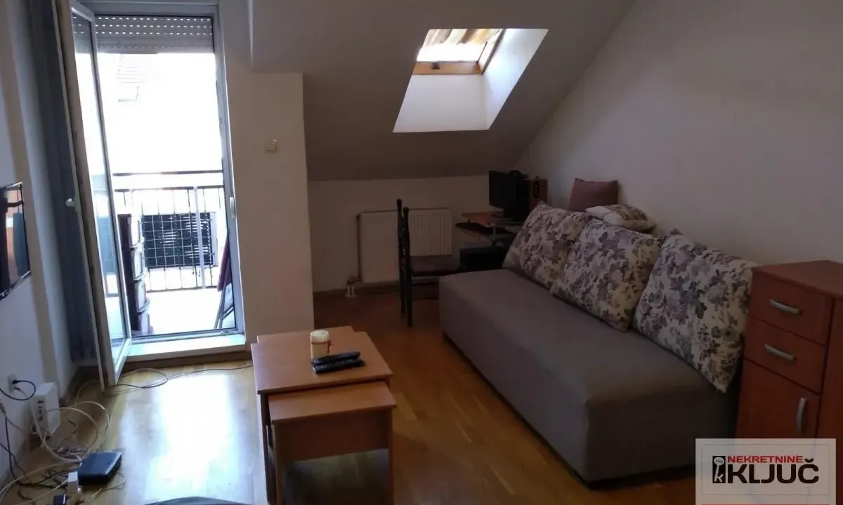 Rent, studio apartment, 26m², Nova Detelinara, Novi Sad Sve Podlokacije
