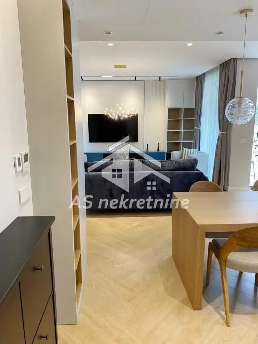 Izdavanje, dvosoban stan, 68m², Neimar, Vračar Sve Podlokacije