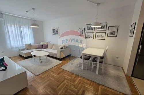 Izdavanje, jednosoban stan, 51m², Tuški Put, Podgorica