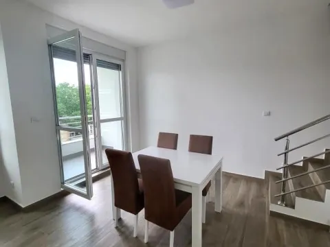 Rent, three bedroom apartment, 80m², Zemun Sve Podlokacije, Beograd - image 6