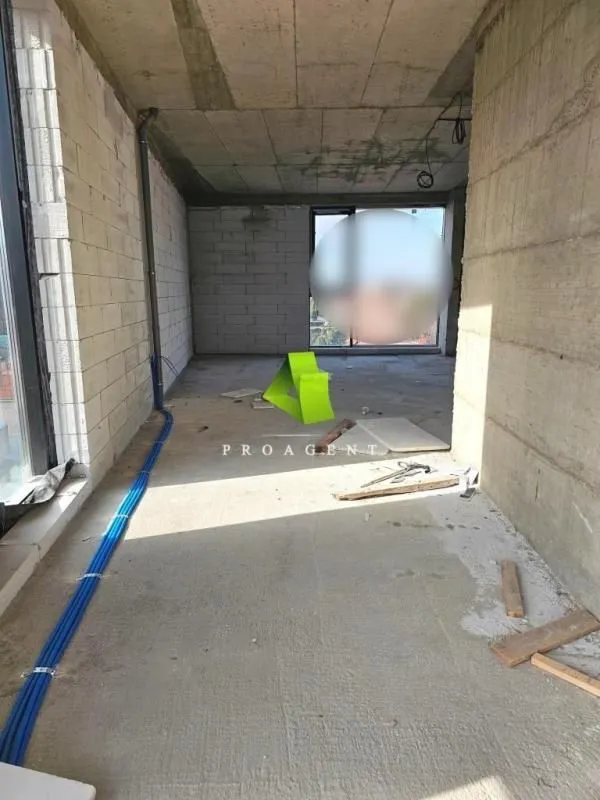 Rent, office space, 200m², Palilula, Niš
