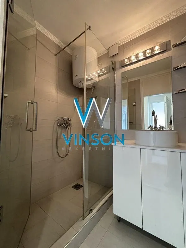 Prodaja, dvosoban stan, 60m², Bulevar Oslobodjenja, Novi Sad Sve Podlokacije