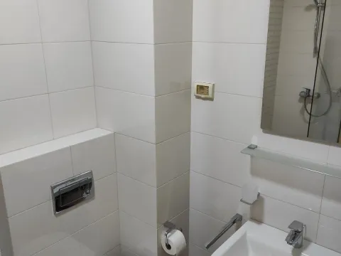 Izdavanje, jednosoban stan, 47m², City Kvart, Podgorica - image 3