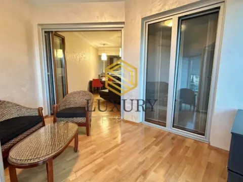 Izdavanje, stan, 100m², Centar, Podgorica - image 9