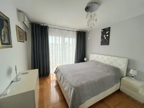 Sale, two bedroom apartment, 87m², Bečići, Budva - image 5