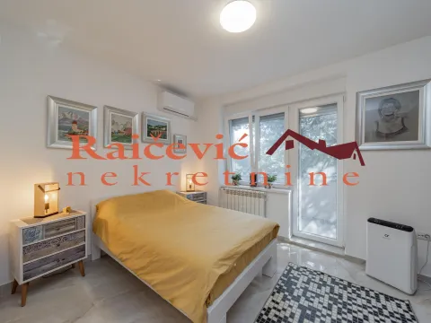 Sale, three bedroom apartment, 80m², Savski Venac, Beograd - image 16