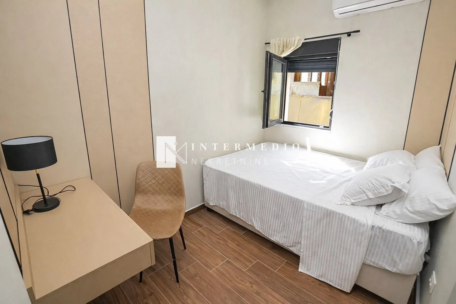 Prodaja, dvosoban stan, 59m², Njivice, Herceg Novi