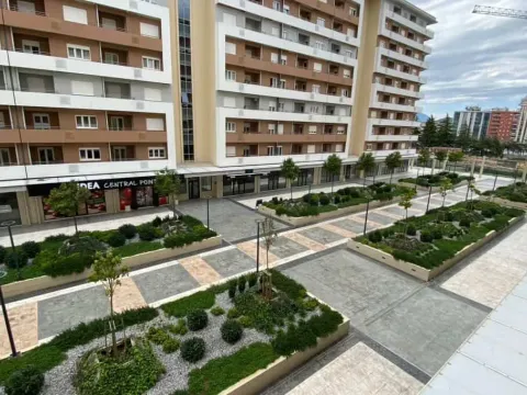 Izdavanje, jednosoban stan, 47m², Central Point, Podgorica - image 3