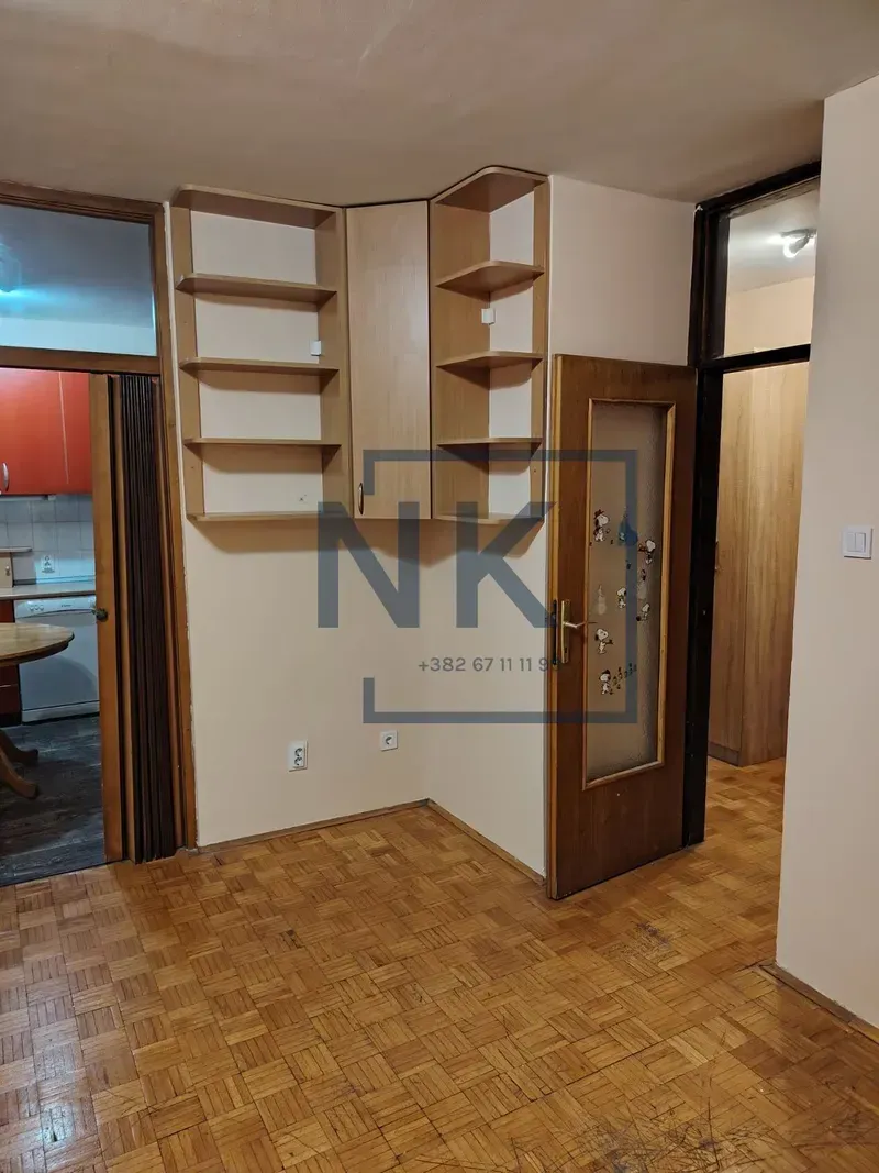 Rent, studio apartment, 42m², Stari Aerodrom, Podgorica