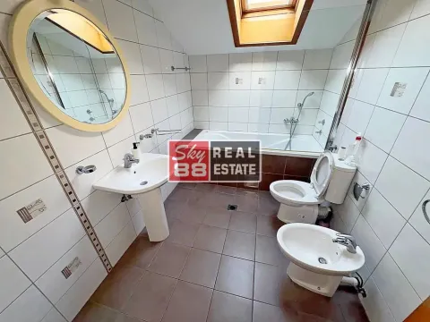 Izdavanje, kuća, 350m², Savski Venac, Beograd - image 16