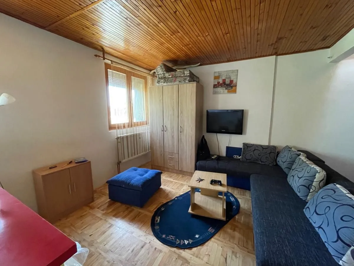 Sale, two bedroom apartment, 60m², Železnička Stanica, Novi Sad Sve Podlokacije