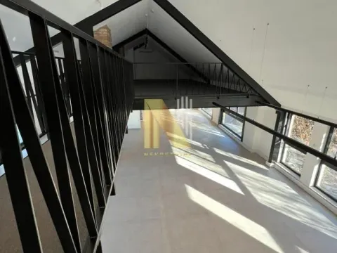 Izdavanje, poslovni prostor, 584m², Centar, Novi Sad - image 18