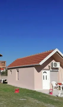 Sale, house, 350m², Tološi, Podgorica - image 2