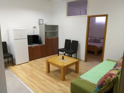 Prodaja, stan, 35m², Budva, Crna Gora - image 2