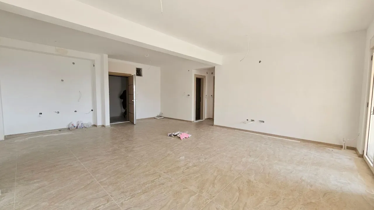 Sale, three bedroom apartment, 132m², Bečići, Budva