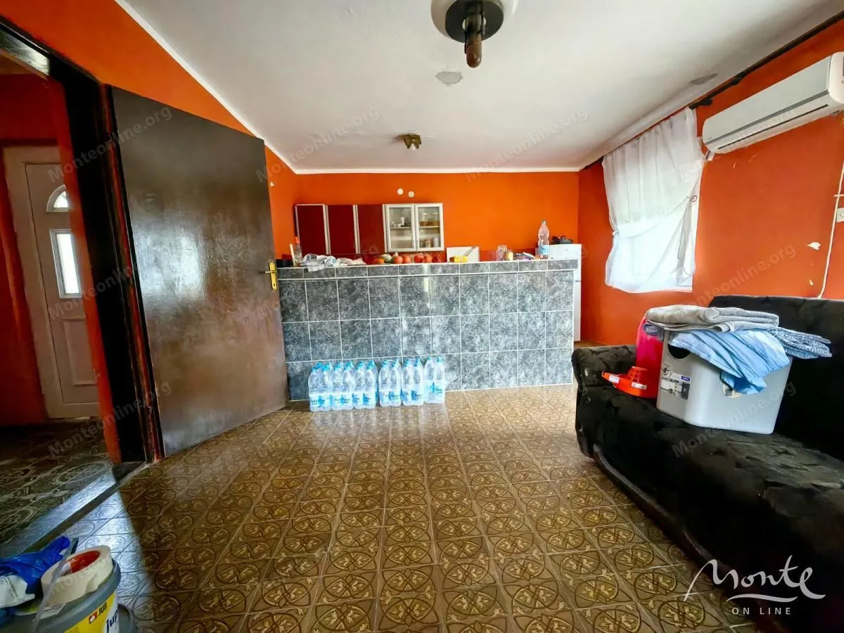 Prodaja, kuća, 180m², Trebešin, Herceg Novi