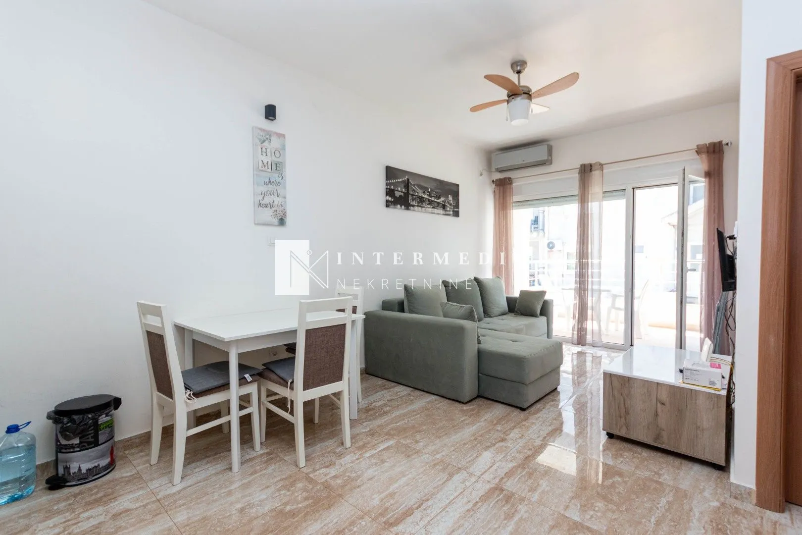 Prodaja, jednosoban stan, 47m², Bijela, Herceg Novi