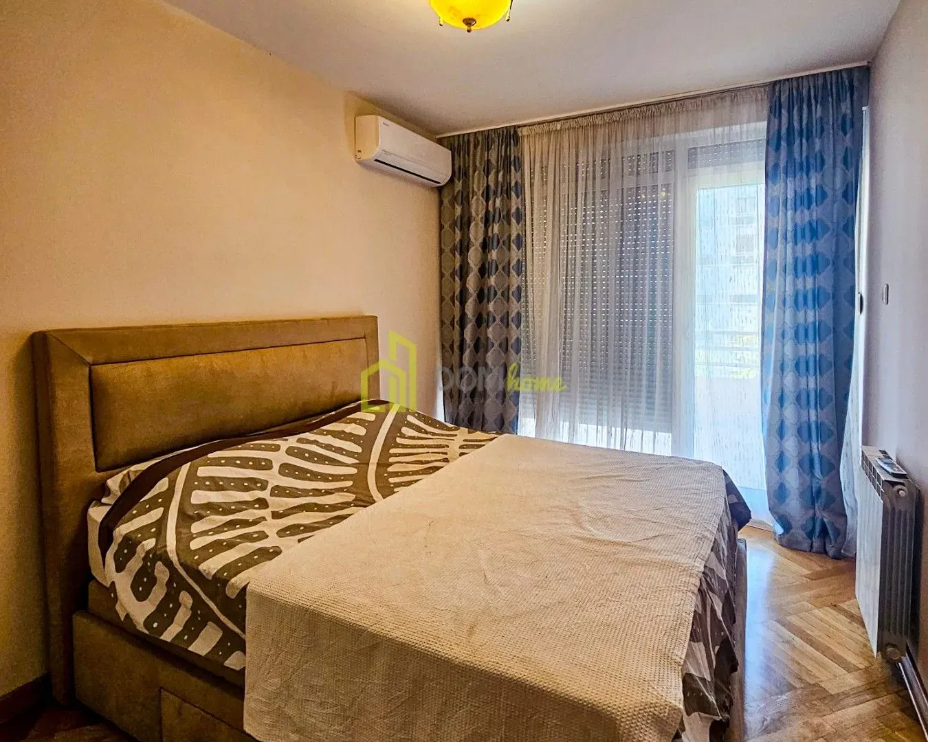 Izdavanje, trosoban stan, 130m², Preko Morače, Podgorica