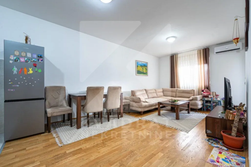 Prodaja, jednosoban stan, 45m², Stari Aerodrom, Podgorica