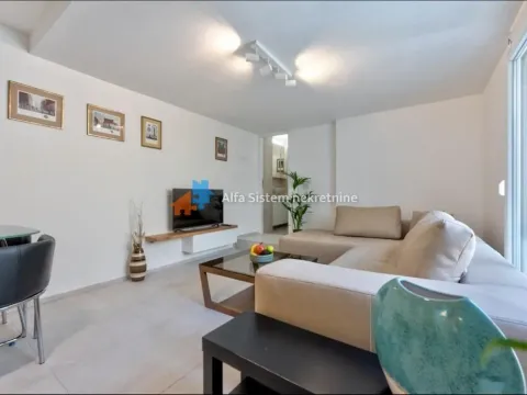 Izdavanje, dvosoban stan, 60m², Stari Grad, Beograd - image 5